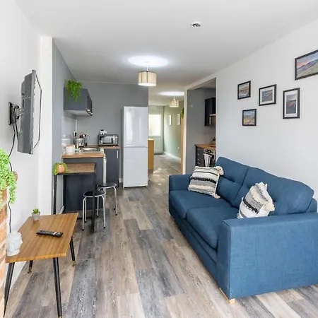 Retreat - Sleeps 2 - Cosy Escape Whitehaven