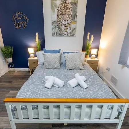 Retreat - Sleeps 2 - Cosy Escape * Whitehaven